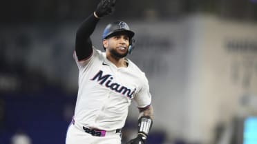 Agustín Ramírez's solo home run (6) 