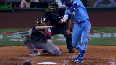 Kyle Higashioka rompe su bate
