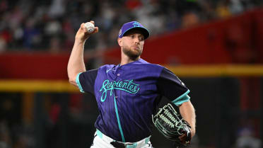 Merrill Kelly K's Wyatt Langford for first stirkeout