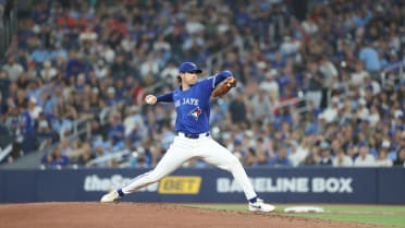 Shane Bieber poncha a Colson Montgomery