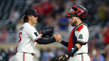 Travis Adams logra el salvado