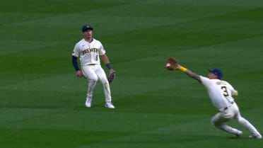 Joey Ortiz makes a stellar play