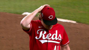 Andrew Abbott strikes out Jordan Lawlar