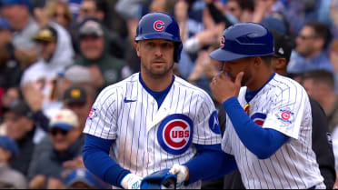 Alex Bregman's game-tying single