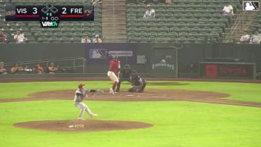 Cristian Arguelles homers (2) on a fly ball to right field. Juan Martinez scores.