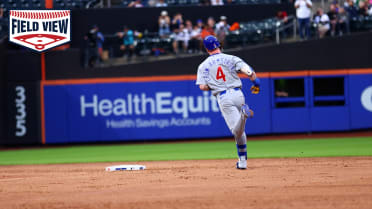 Field View: Pete Crow-Armstrong's three-run homer
