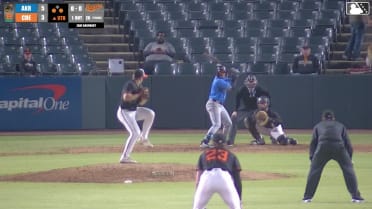 Angel Genao singles on a ground ball to left fielder Félix Amparo. Guy Lipscomb scores. Alex Mooney to 2nd.