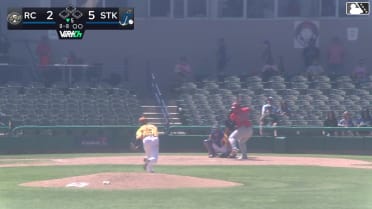 Gabriel Davalillo's solo home run