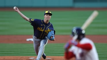 Jacob Misiorowski strikes out Willson Contreras