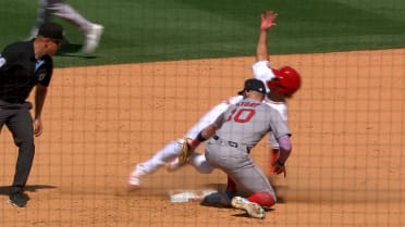 Travis d'Arnaud retira a Scott Kingery en 2da