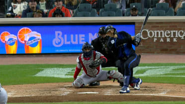 Ben Malgeri's three-run homer (4)