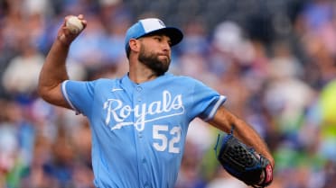 Michael Wacha freezes Wenceel Pérez for the strikeout