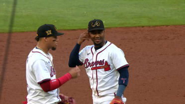 Ozzie Albies gets Mic'd Up