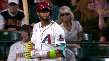 Lourdes Gurriel Jr.'s 2nd RBI single