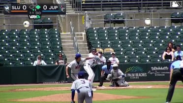 PJ Morlando homers (5) on a line drive to right center field. Andres Valor scores.