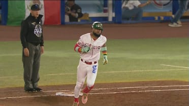 HR de dos carreras de Allen Córdoba