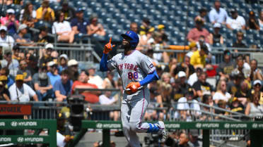 Luis Robert Jr.'s two-run homer (5)