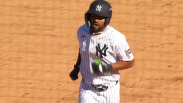 Roderick Arias pega grand slam