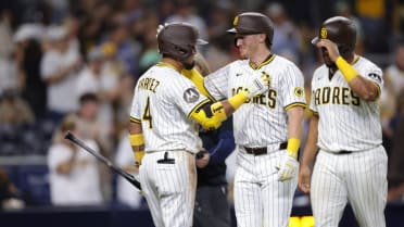 Bryce Johnson pega jonrón de dos carreras