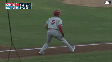 Leo Balcazar singles on a line drive to center fielder Raudi Rodriguez. Cade Hunter scores.