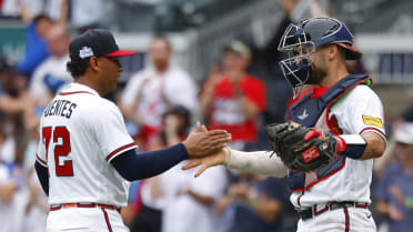 Didier Fuentes seals win with first career save