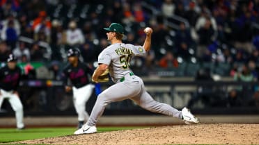 Jack Perkins induces a double play to escape jam