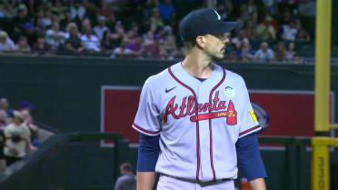 Charlie Morton fans nine D-backs