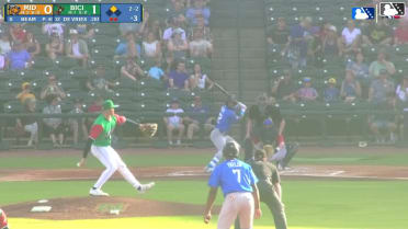 Leo De Vries singles on a line drive to center fielder Carson Roccaforte. Devin Taylor scores.