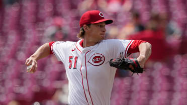 Brady Singer K's four vs. Cards