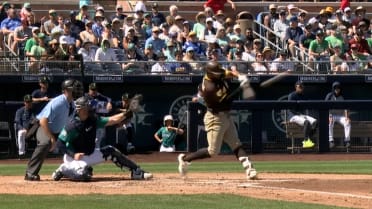Xander Bogaerts' first homer of the spring