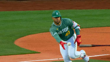 Contreras is hit by pitch, tosses ball back to mound
