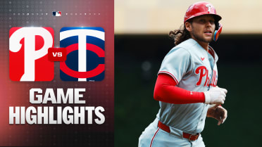 Phillies rally in the 8th inning in 7-5 win