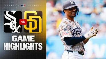 Bogaerts, Canning lead the Padres to a 4-3 win