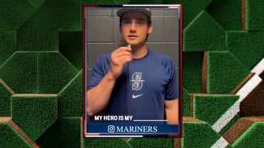 Mariners shout out their heroes for Players' Weekend