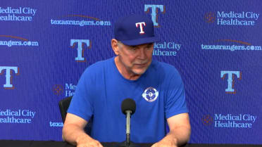 Bruce Bochy discusses the Rangers' 4-3 win