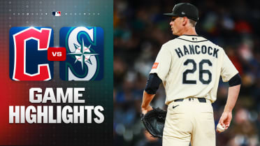 Mariners flirt with no-hitter, Donovan homers in win