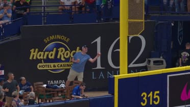 Rays fan makes a smooth catch