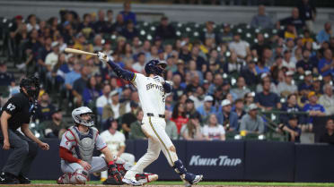 Brice Turang's solo homer (11)