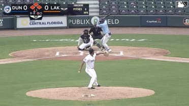 Juan Sanchez doubles (19) on a line drive to left fielder Roberto Campos. Jake Cook scores. Blaine Bullard scores. Adrian Pinto to 3rd.
