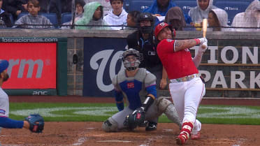 Andrés Chaparro's solo home run (12)