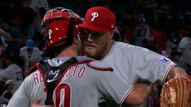 Jonathan Bowlan seals the Phillies' 5-3 win