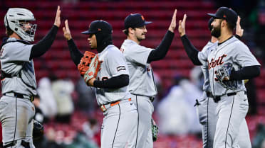 Torkelson, Torres combine for final out