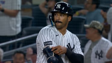 Yankees toman ventaja con rally tardío 
