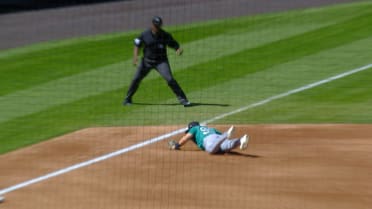 Brock Rodden's sweet play to end the 2nd