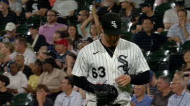White Sox turn two in 3-6-1 double play