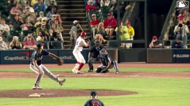 Reiss Knehr In play, run(s) to Edwin Arroyo