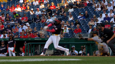 Luis García Jr.'s solo home run (17)