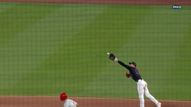 Jared Young's leaping catch at first 