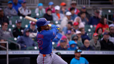 Francisco Lindor's leadoff single