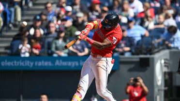 Angel Martínez four-hit game